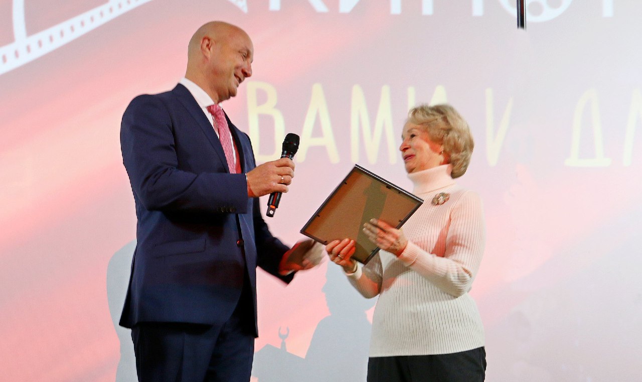 Обнинский кинотеатр «Мир» отметил 65 лет!

На праздник заглянул Юрий Назаров.

«Мир» — любимое ме...